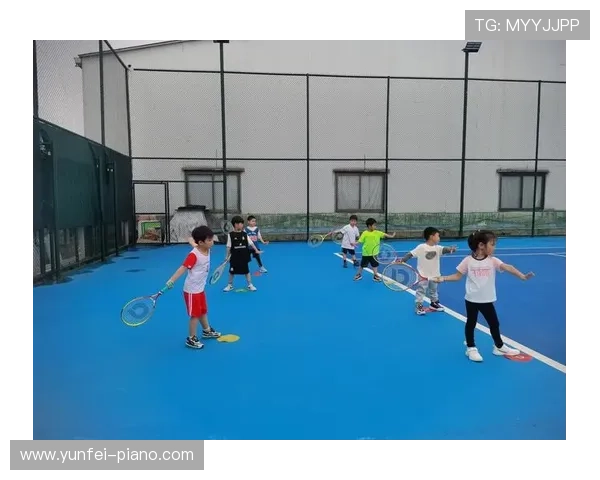 李伟亲授网球技巧与心得分享助你提升球技的秘密秘诀 李伟亲授网球技巧与心得分享助你提升球技的秘密秘诀